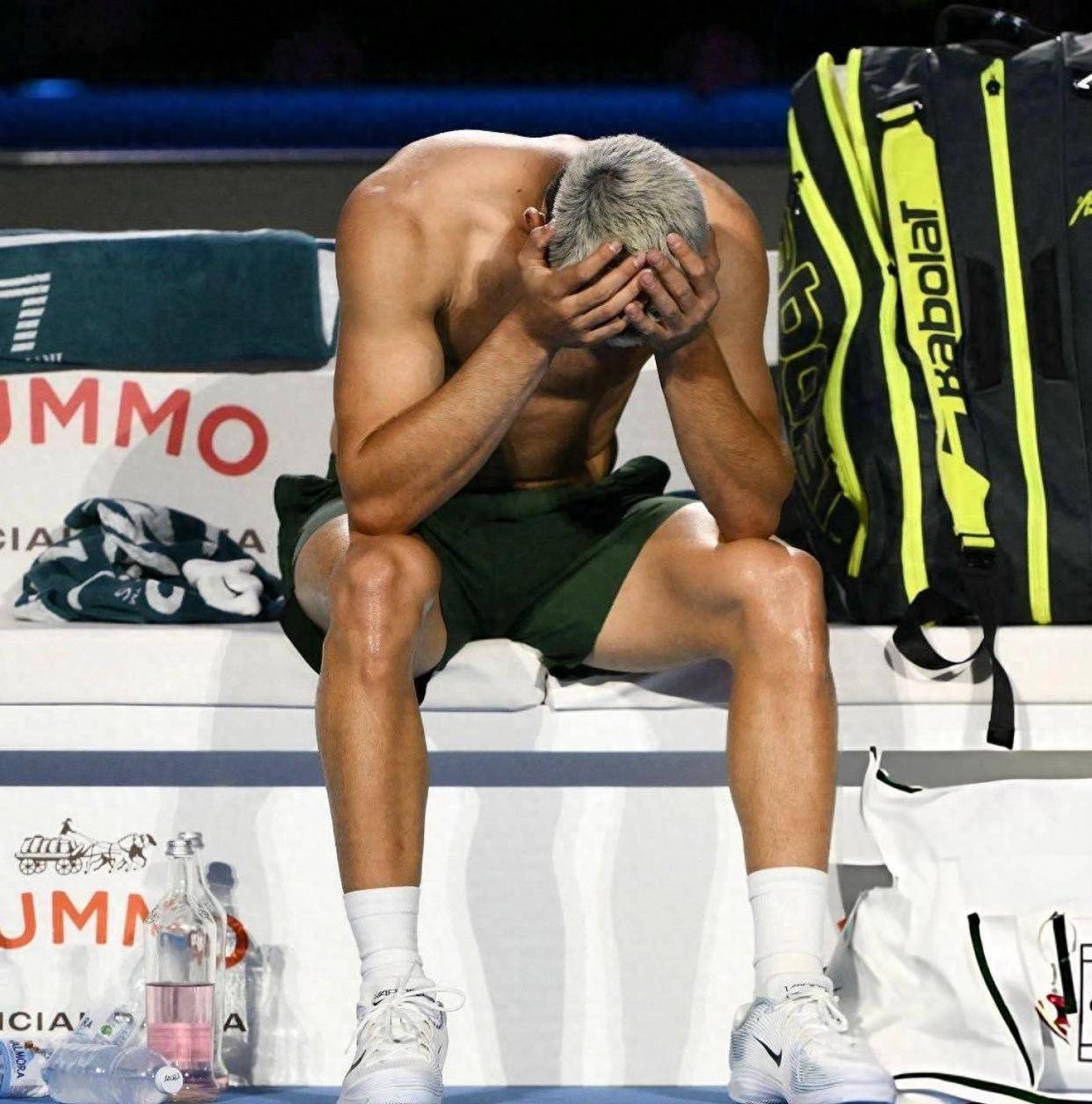 ATP总决赛轻取戴维斯杯，阿尔卡拉斯关键制胜