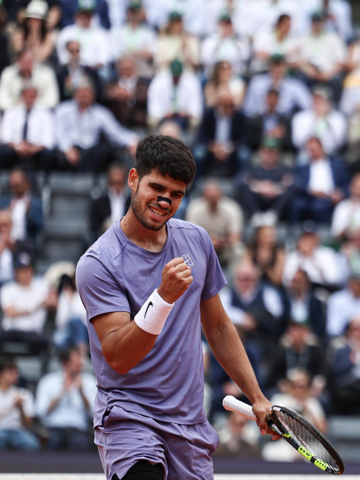 ATP总决赛轻取戴维斯杯，阿尔卡拉斯关键制胜